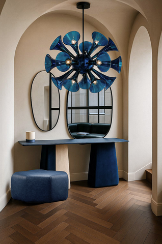 Bleu Blanc City Hallway