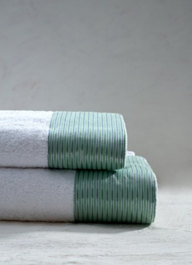 100% Egyptian Cotton Towel