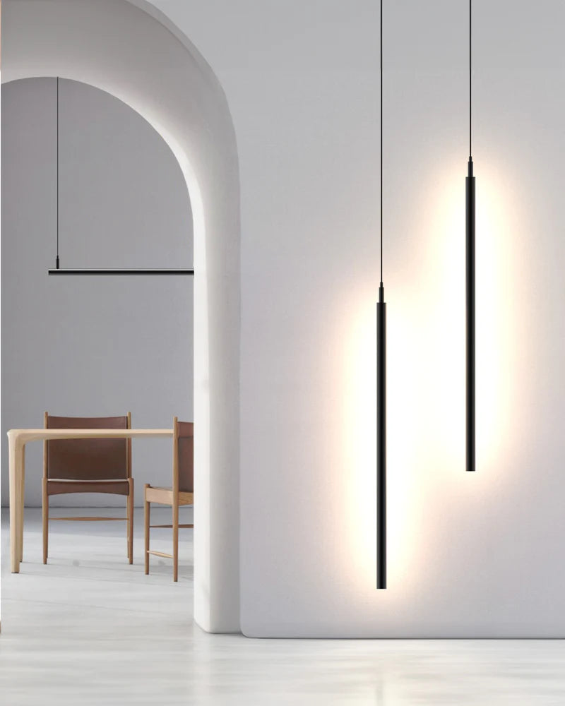Black Slight Vertical Pendant